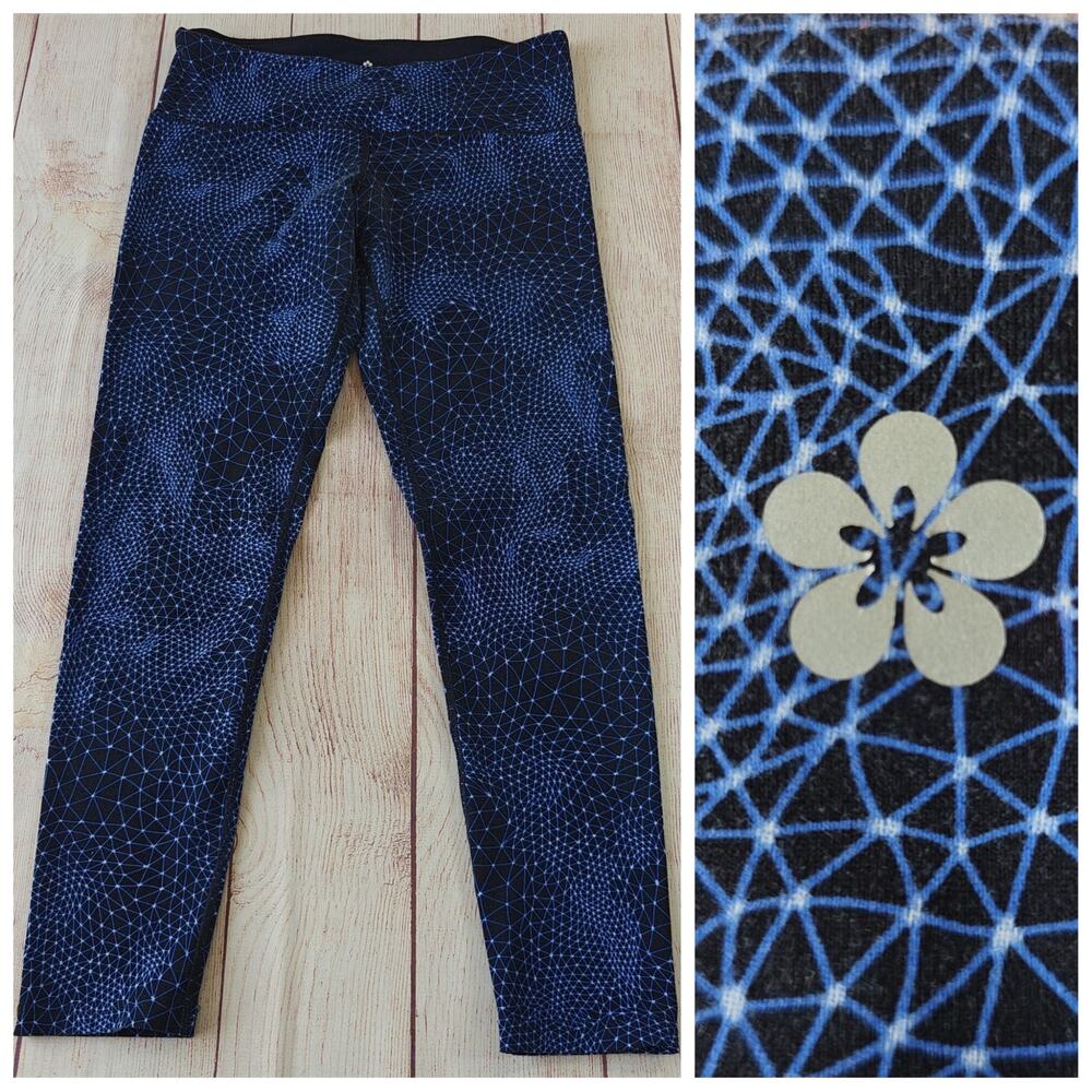 Tuff Athletics navy printed 7/8 athletic legging sz S